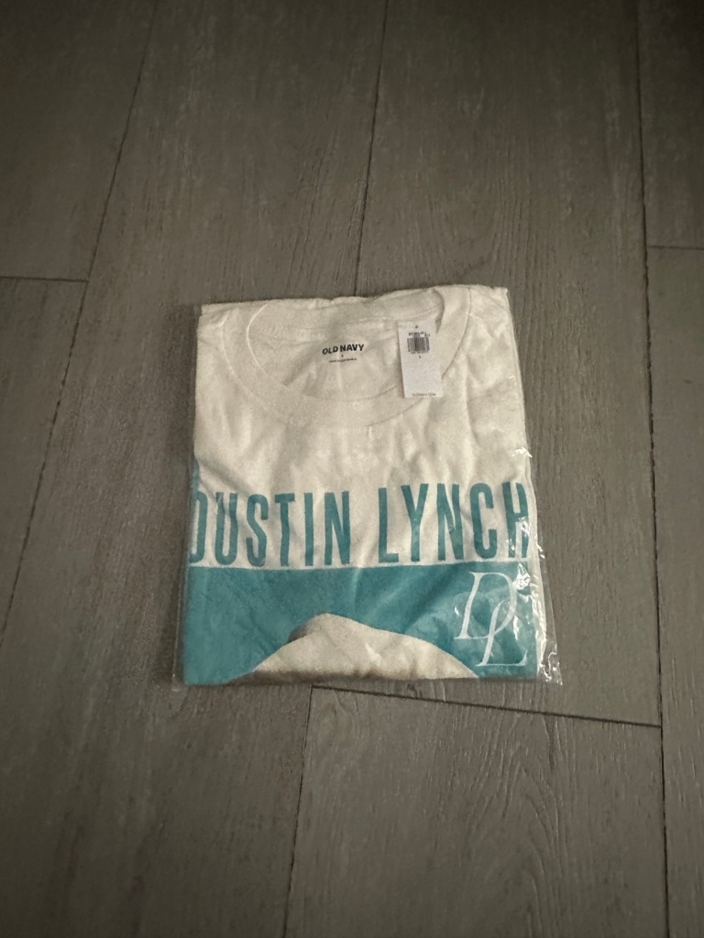 NWT Dustin Lynch Graphic Tee - Cream with Teal Print size Large - Picture 3 of 3